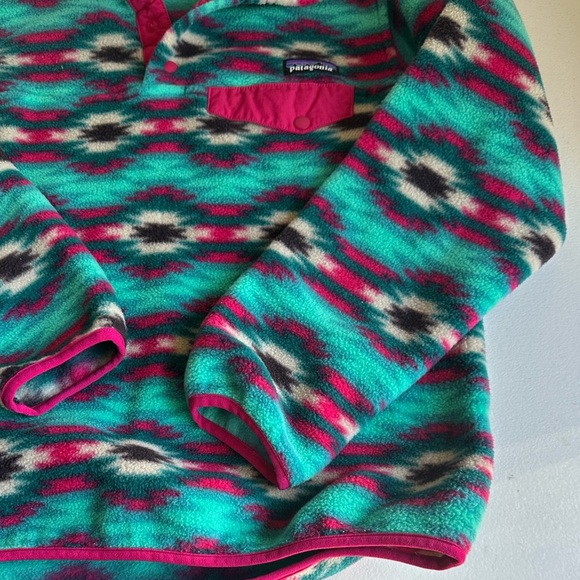 Patagonia Women's Vibrant Patterned Fleece Sweater - Picture 5 of 5